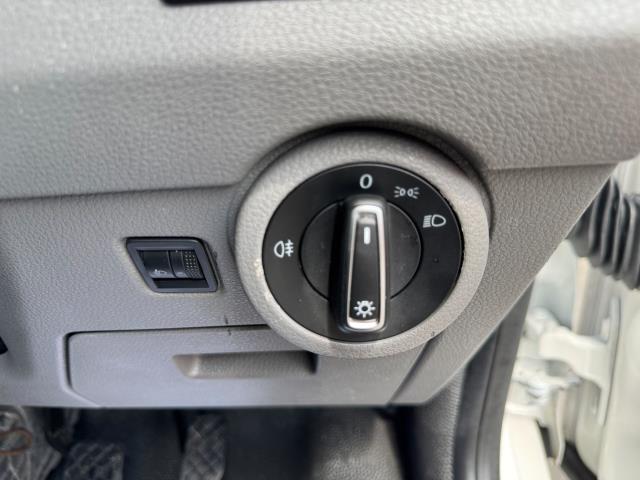 2023 Volkswagen Transporter 2.0 TDI 150 Startline Van LWB  (DS73BZH) Image 27