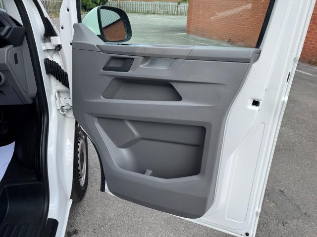 2023 Volkswagen Transporter 2.0 TDI 150 Startline Van LWB  (DS73BZH) Image 18
