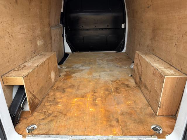 2023 Volkswagen Transporter 2.0 TDI 150 Startline Van LWB  (DS73BZH) Image 55