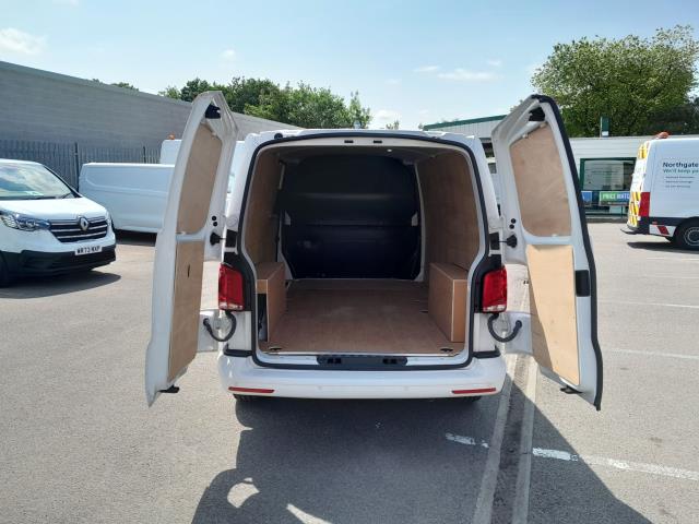 2023 Volkswagen Transporter 2.0 TDI 250PS STARLINE LWB (DS73CNN) Image 7