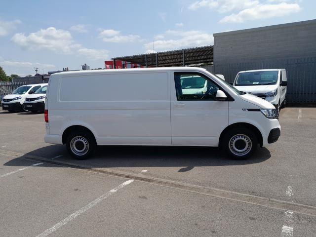 2023 Volkswagen Transporter 2.0 TDI 250PS STARLINE LWB (DS73CNN) Image 3