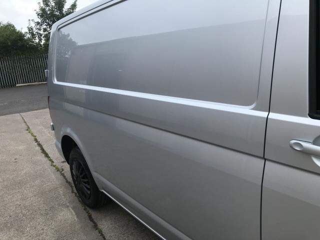 2023 Volkswagen Transporter T32 LWB 2.0TDI 150PS STARTLINE AIR CON EURO 6 (DS73CNZ) Image 8
