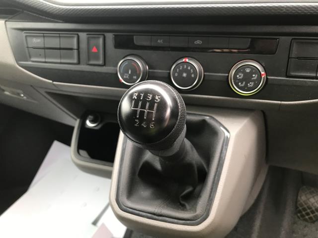 2023 Volkswagen Transporter T32 LWB 2.0TDI 150PS STARTLINE AIR CON EURO 6 (DS73CNZ) Image 18