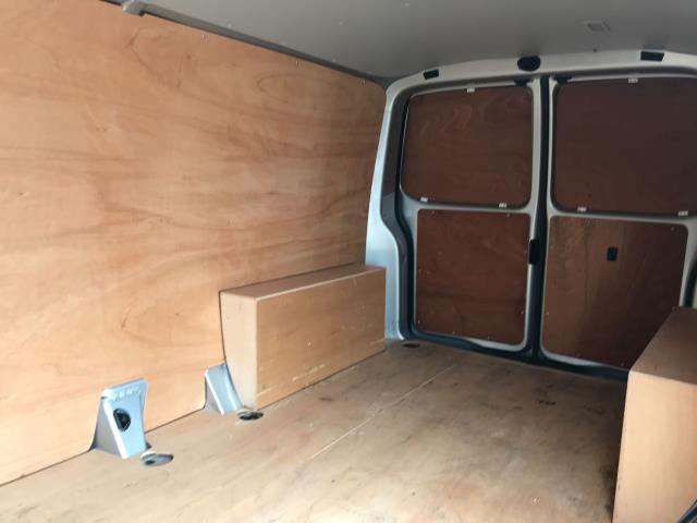 2023 Volkswagen Transporter T32 LWB 2.0TDI 150PS STARTLINE AIR CON EURO 6 (DS73CNZ) Image 14
