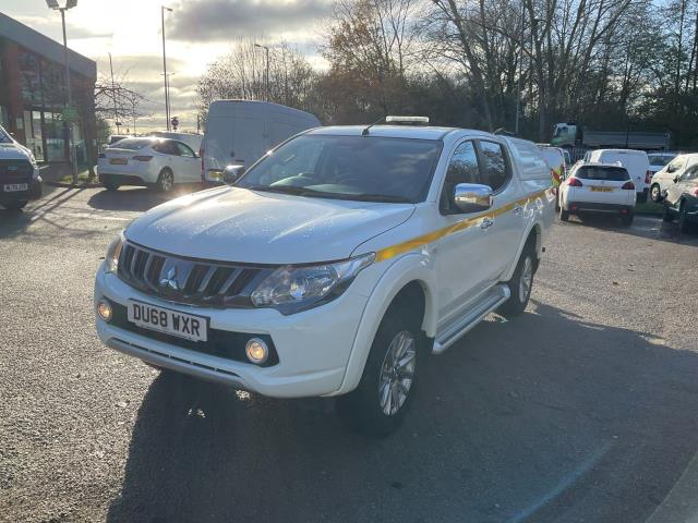 2018 Mitsubishi L200 Double Cab Di-D 178 Titan 4Wd (DU68WXR) Image 5