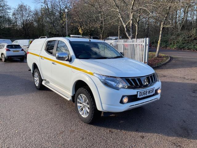 2018 Mitsubishi L200 Double Cab Di-D 178 Titan 4Wd (DU68WXR) Image 2