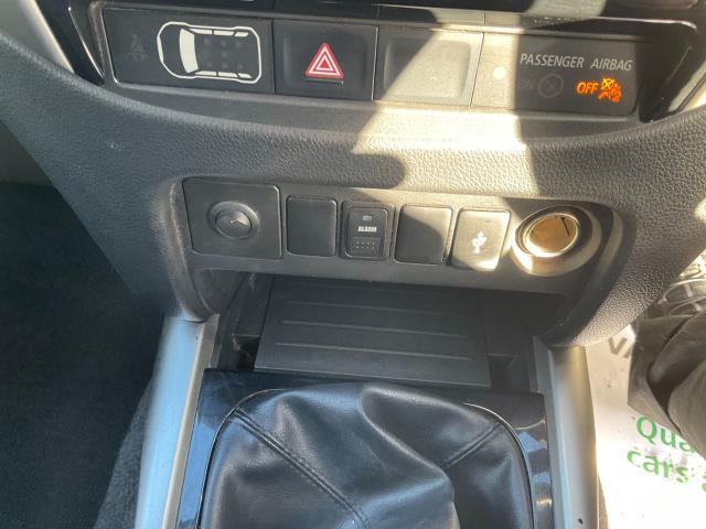 2018 Mitsubishi L200 Double Cab Di-D 178 Titan 4Wd (DU68WXR) Image 23