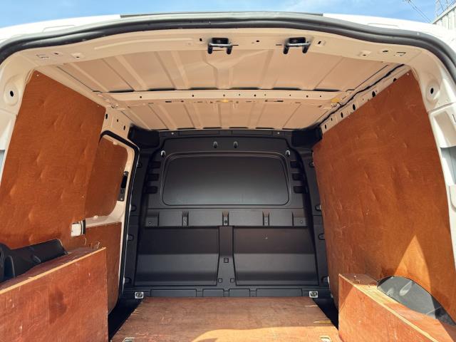 2022 Volkswagen Caddy 2.0 TDI 75Ps Commerce Van (DU72EYM) Image 54