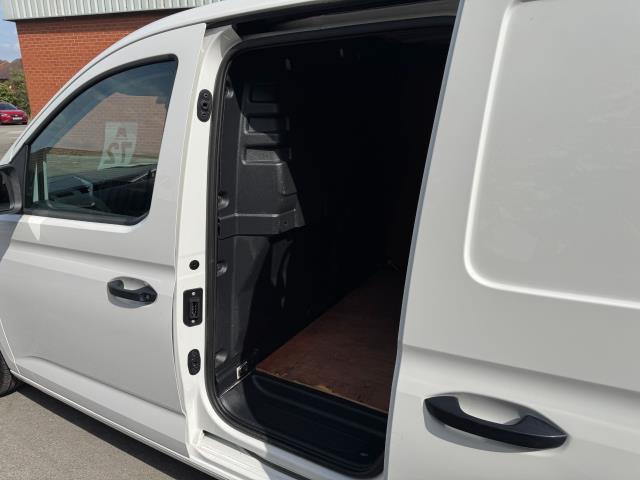 2022 Volkswagen Caddy 2.0 TDI 75Ps Commerce Van (DU72EYM) Image 46