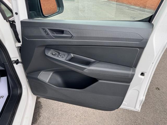 2022 Volkswagen Caddy 2.0 Tdi 75Ps Commerce Van (DU72EYX) Image 18