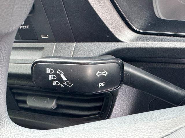 2022 Volkswagen Caddy 2.0 Tdi 75Ps Commerce Van (DU72EYX) Image 25