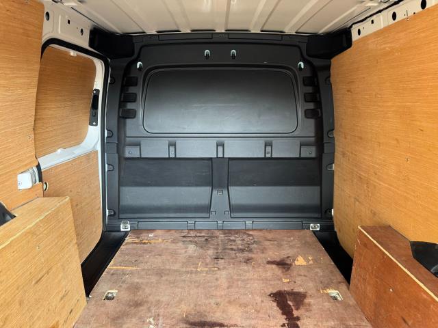 2022 Volkswagen Caddy 2.0 Tdi 75Ps Commerce Van (DU72EYX) Image 50