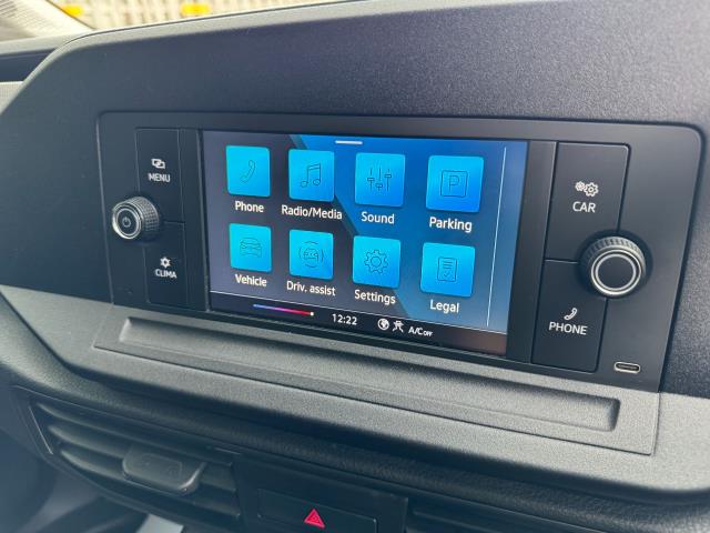 2022 Volkswagen Caddy 2.0 Tdi 75Ps Commerce Van (DU72EYX) Image 29