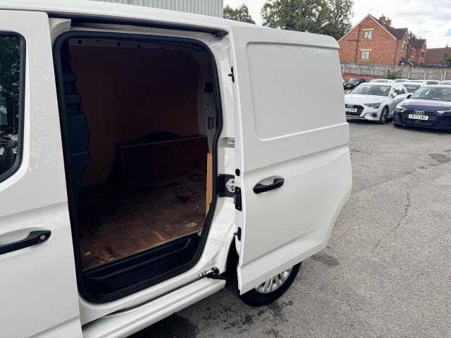 2022 Volkswagen Caddy 2.0 Tdi 75Ps Commerce Van (DU72EYX) Image 46