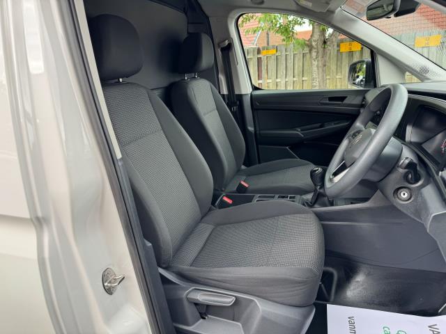 2022 Volkswagen Caddy 2.0 Tdi 75Ps Commerce Van (DU72EYX) Image 16