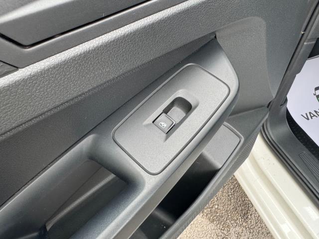 2022 Volkswagen Caddy 2.0 Tdi 75Ps Commerce Van (DU72EYX) Image 42