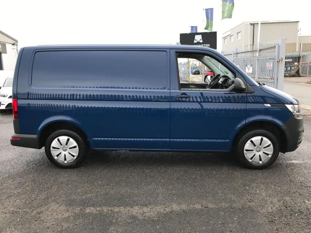 2023 Volkswagen Transporter T28 SWB 2.0TDI BMT 150PS STARTLINE BUSINESS EURO 6  (DU73FDN) Image 6