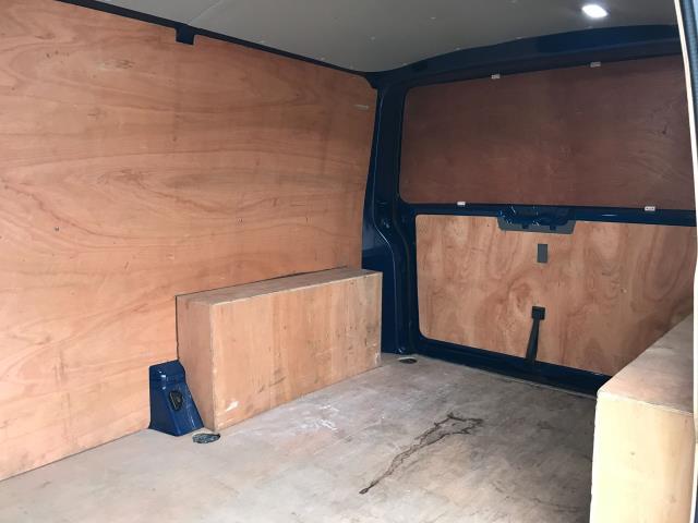 2023 Volkswagen Transporter T28 SWB 2.0TDI BMT 150PS STARTLINE BUSINESS EURO 6  (DU73FDN) Image 12