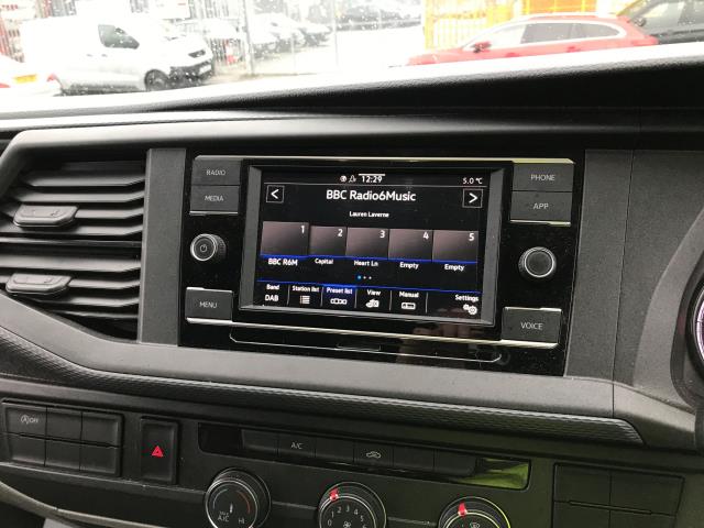 2023 Volkswagen Transporter T28 SWB 2.0TDI BMT 150PS STARTLINE BUSINESS EURO 6  (DU73FDN) Image 18