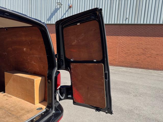 2023 Volkswagen Transporter 2.0 TDI 150 Highline Van (DU73FVX) Image 55