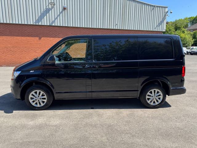 2023 Volkswagen Transporter 2.0 TDI 150 Highline Van (DU73FVX) Image 6