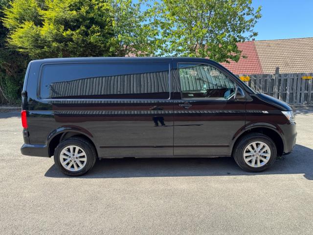 2023 Volkswagen Transporter 2.0 TDI 150 Highline Van (DU73FVX) Image 10