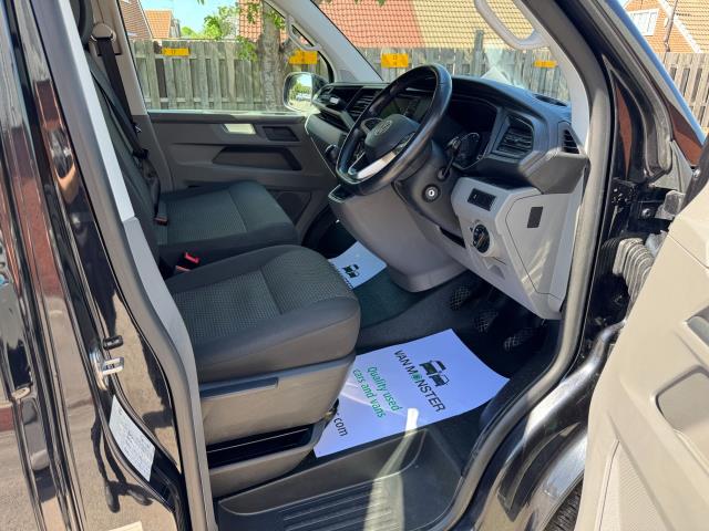 2023 Volkswagen Transporter 2.0 TDI 150 Highline Van (DU73FVX) Image 13