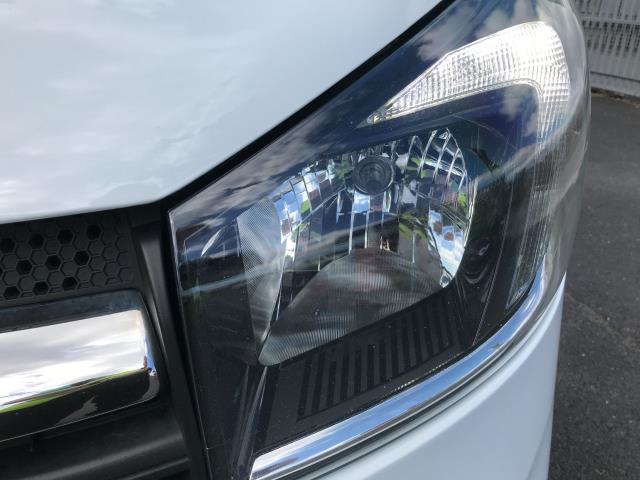 2019 Vauxhall Vivaro 2900 L2 H1 1.6CDTI 120PS SPORTIVE EURO 6 (DV19YSU) Thumbnail 28