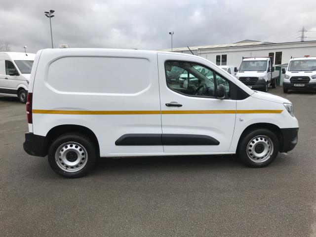 2021 Vauxhall Combo Cargo 2300 1.5 Turbo D 100Ps H1 Dynamic Van (DV21MGU) Image 13