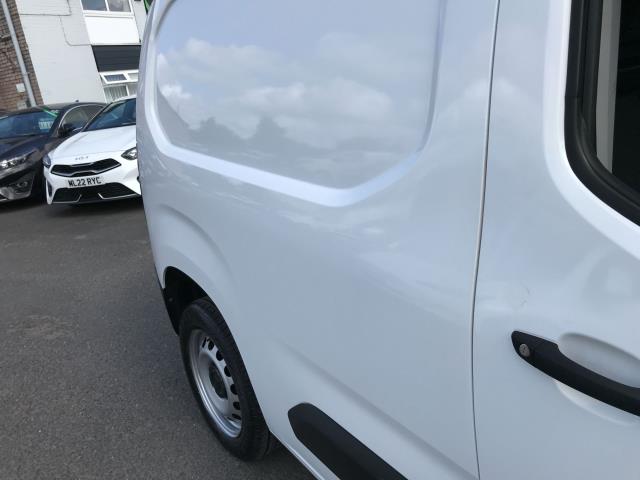 2021 Vauxhall Combo Cargo 2300 L1 H1 DYNAMIC 100PS EURO 6  (DV21MHN) Image 8
