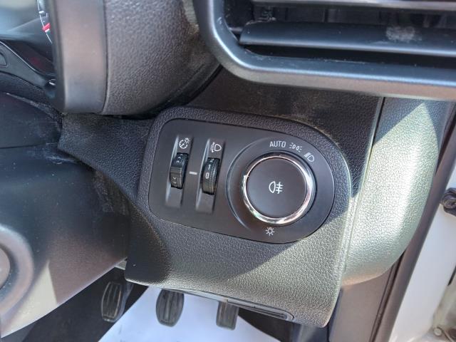 2021 Vauxhall Combo Cargo 2300 1.5 Turbo D 100Ps H1 Dynamic Van (Speed Limiter Fitted 70 MPH) (DV21MLL) Image 28