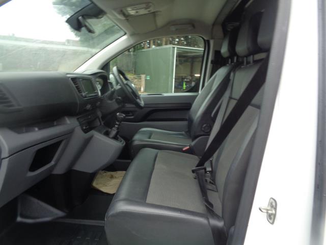 2021 Vauxhall Vivaro 2900 1.5D 100Ps Dynamic H1 Van (DV21MSX) Image 13