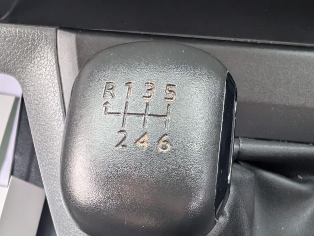2021 Vauxhall Vivaro 2900 1.5D 100Ps Dynamic H1 Van (DV21MXD) Image 25