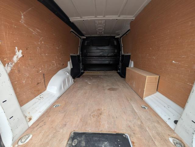 2021 Vauxhall Vivaro 2900 1.5D 100Ps Dynamic H1 Van (DV21MXJ) Image 12