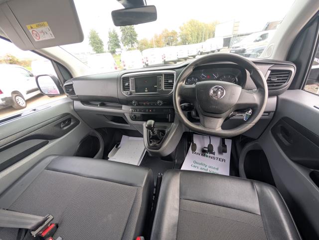 2021 Vauxhall Vivaro 2900 1.5D 100Ps Dynamic H1 Van (DV21MXJ) Image 18