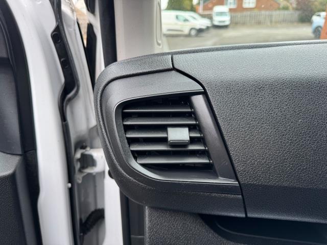 2023 Vauxhall Vivaro 2900 1.5D 100Ps Prime H1 Van (DV23VLC) Image 40