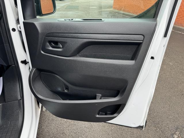 2023 Vauxhall Vivaro 2900 1.5D 100Ps Prime H1 Van (DV23VLC) Image 18