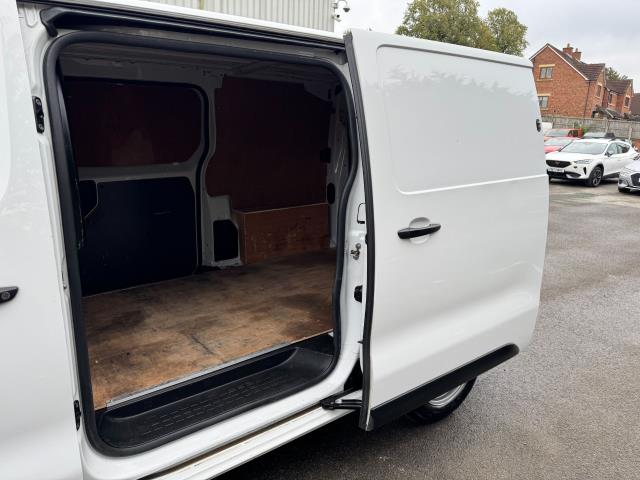 2023 Vauxhall Vivaro 2900 1.5D 100Ps Prime H1 Van (DV23VLC) Image 42