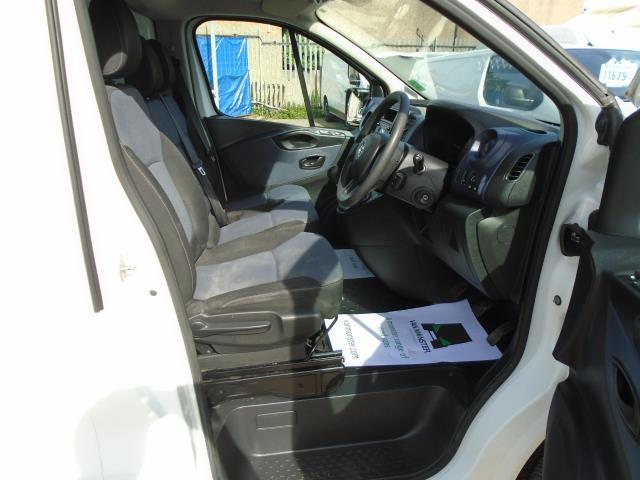 2017 Vauxhall Vivaro 2900 1.6Cdti 120Ps H1 Van *LIMITED 70MPH* (DV67LXZ) Image 22