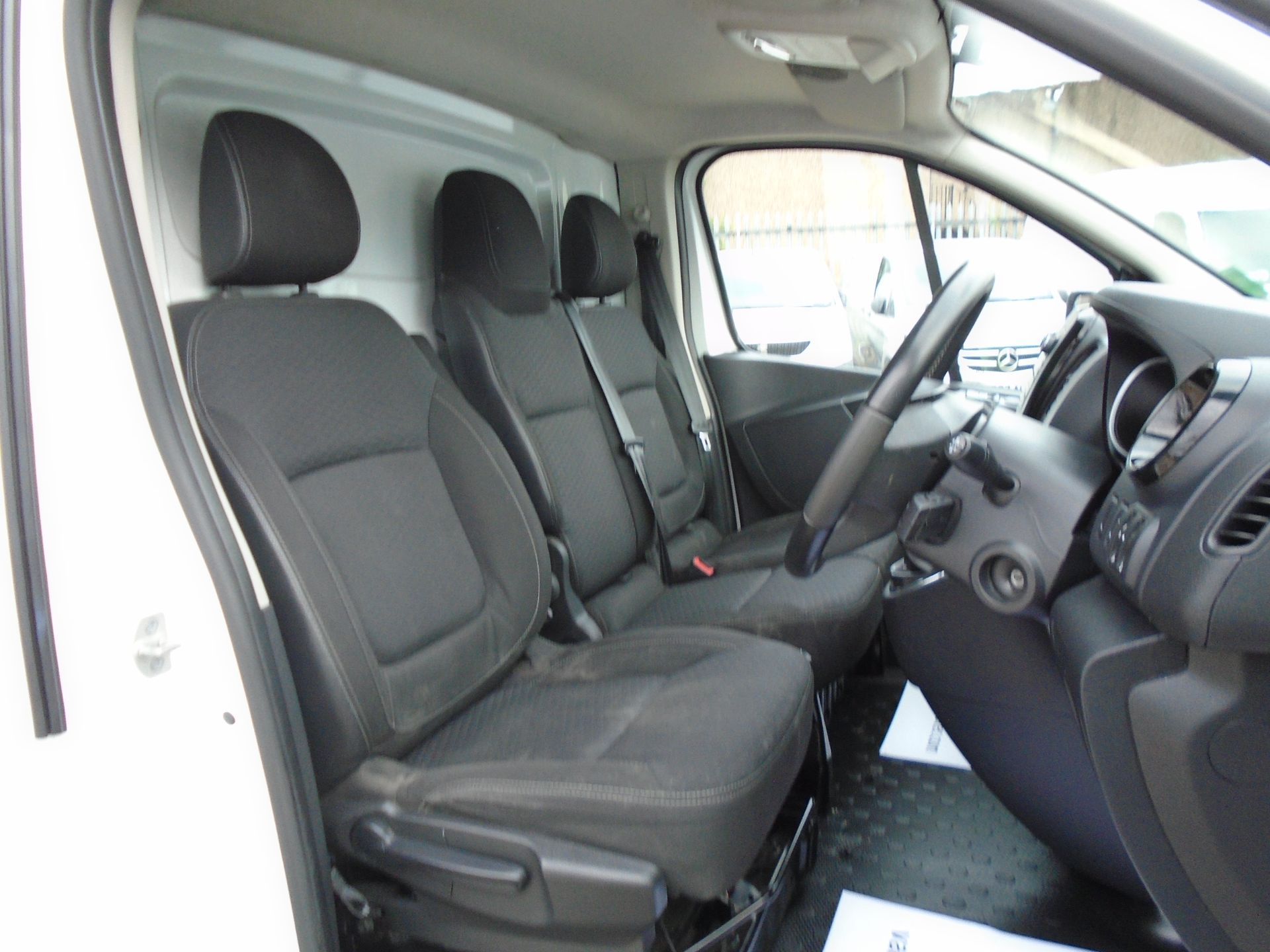 2018 Vauxhall Vivaro 2900 1.6Cdti 120Ps Sportive H1 Van (DV68XOM) Image 21