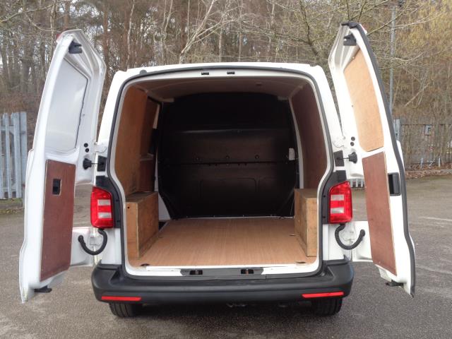 2019 Volkswagen Transporter 2.0 Tdi Bmt 102 Startline Van Euro 6 (DV69GKD) Image 9