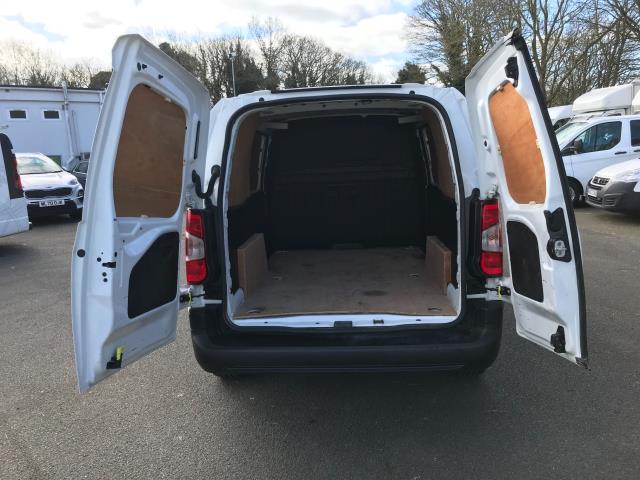 2019 Vauxhall Combo Cargo 2300 1.5 TURBO D 100PS L2 H1 EDITION VAN EURO 6 (DV69YYM) Thumbnail 8
