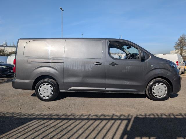 2020 Vauxhall Vivaro 3100 2.0D 150Ps Sportive H1 Van (DV70UOC) Image 13