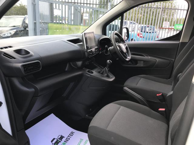 2021 Vauxhall Combo Cargo 2300 L1 H1 DYNAMIC 100PS EURO 6  (DV71JFO) Image 22