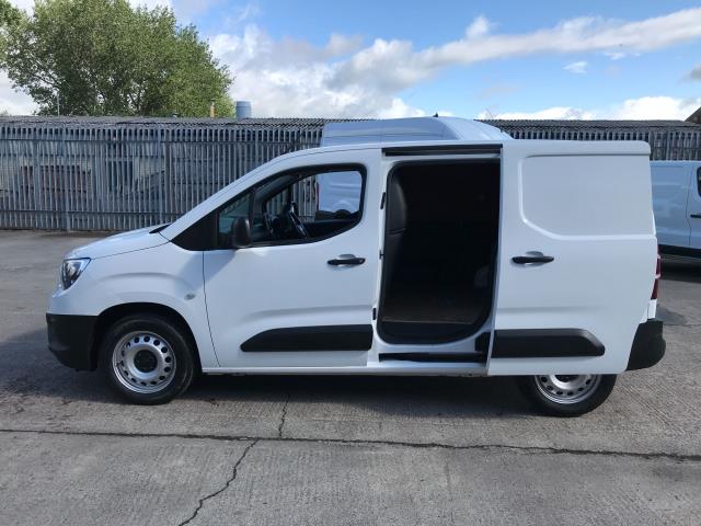 2021 Vauxhall Combo Cargo 2300 L1 H1 DYNAMIC 100PS EURO 6  (DV71JFU) Image 10