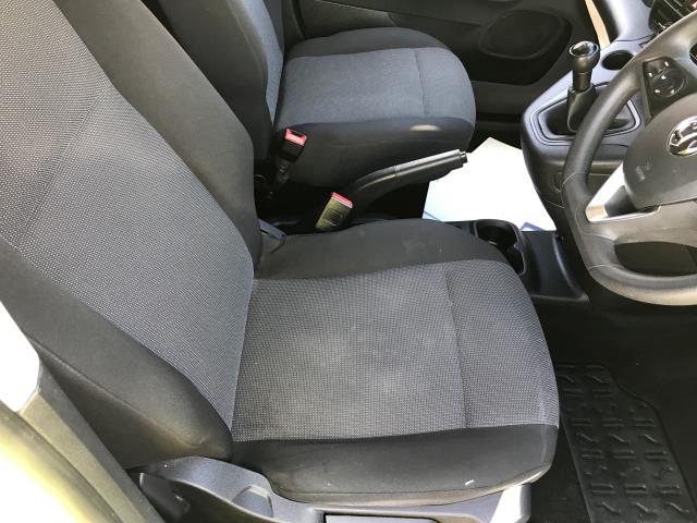 2021 Vauxhall Combo Cargo 2300 L1 H1 DYNAMIC 100PS EURO 6  (DV71JFU) Image 16