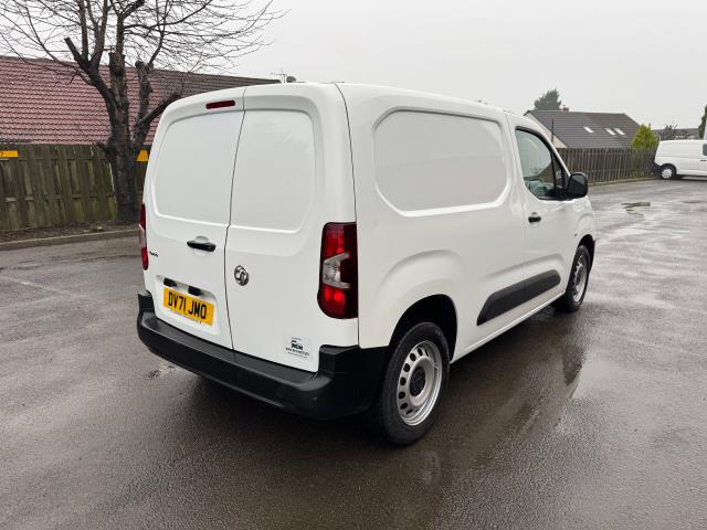 2021 Vauxhall Combo Cargo 2300 1.5 Turbo D 100Ps H1 Dynamic Van (DV71JMO) Image 9