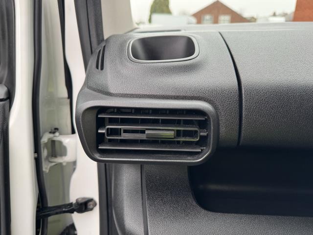 2021 Vauxhall Combo Cargo 2300 1.5 Turbo D 100Ps H1 Dynamic Van (DV71JMO) Image 44