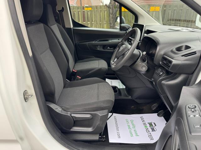 2021 Vauxhall Combo Cargo 2300 1.5 Turbo D 100Ps H1 Dynamic Van (DV71JMO) Image 15