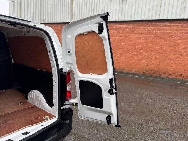 2021 Vauxhall Combo Cargo 2300 1.5 Turbo D 100Ps H1 Dynamic Van (DV71JMO) Image 56
